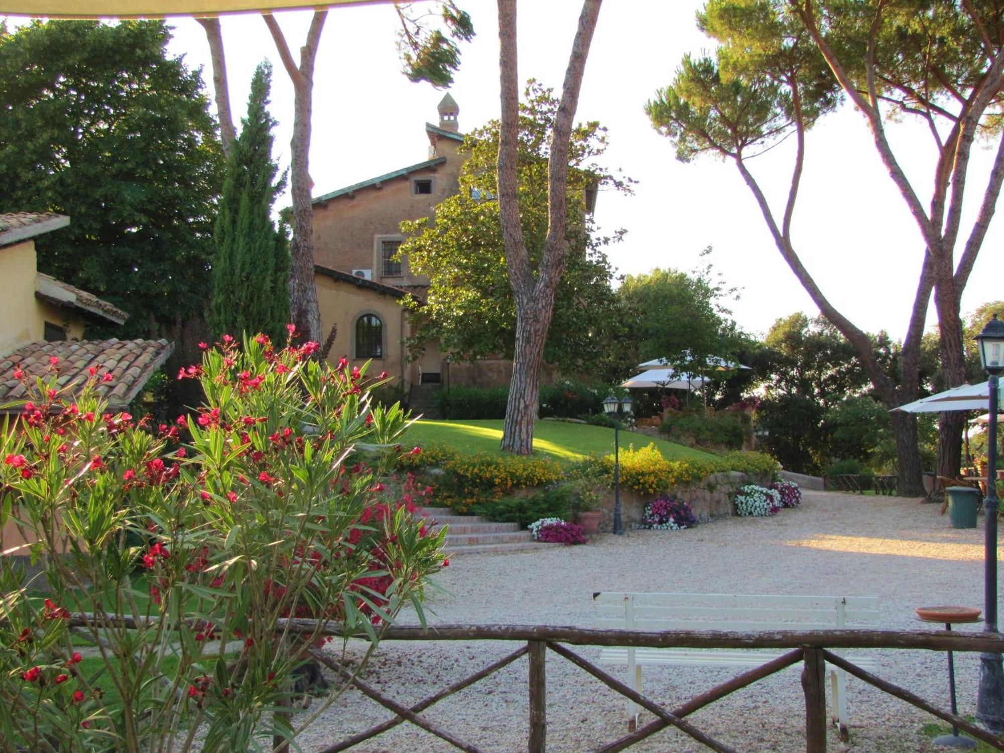 Parco Delle Nazioni - Relax Grand Resort Castel di Decima Buitenkant foto